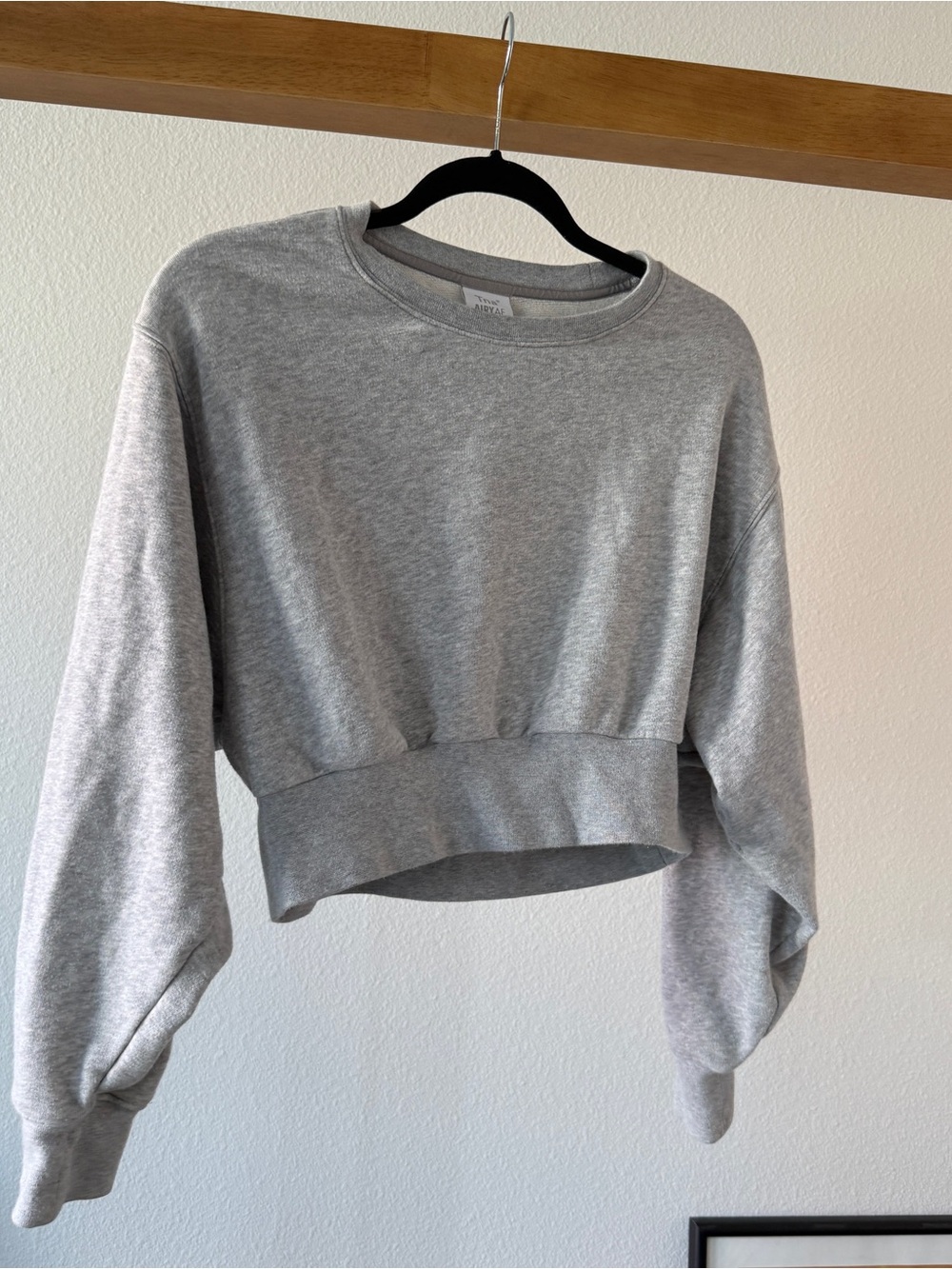 Aritzia TNA airy AF sweatshirt